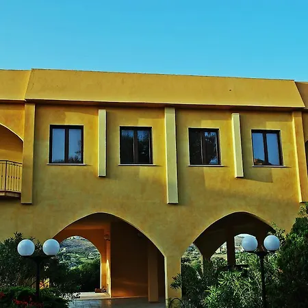 Del Saraceno Реальмонте